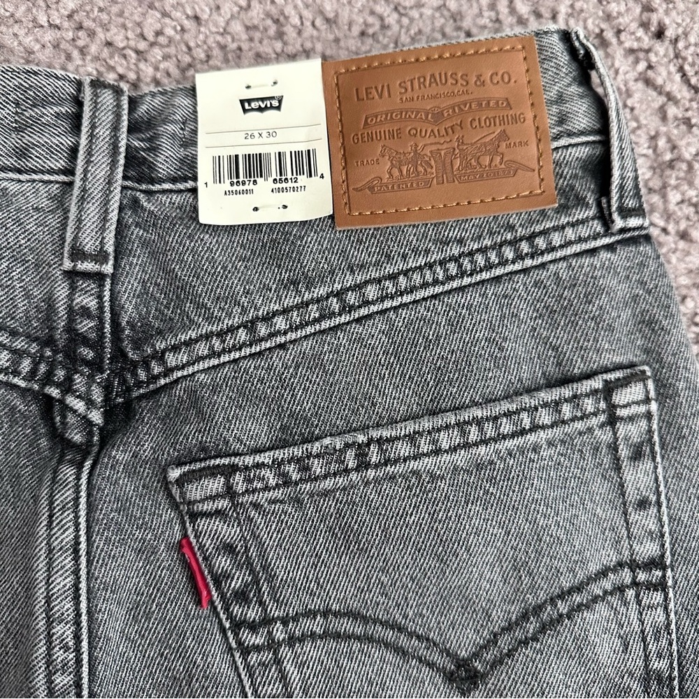Levi’s 80s Mom Jean Charcoal Grey W26 - Picture 14 of 14